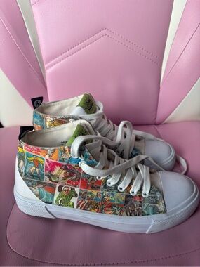 Akedo x DC Comics Batman Class High Top sneakers size UK 5, US 6, EUR 38